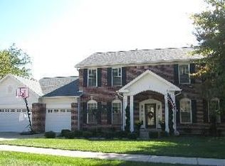 16516 Highland Summit Dr, Ballwin, MO 63011