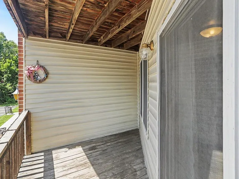 2712 Lisburn Rd — Photo 14