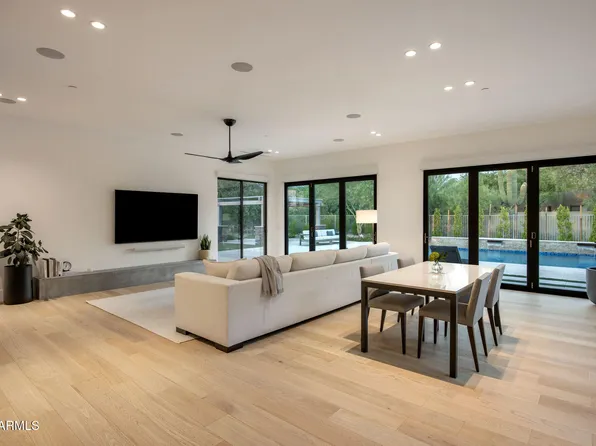 8820 E LARIAT Lane, Scottsdale, AZ 85255