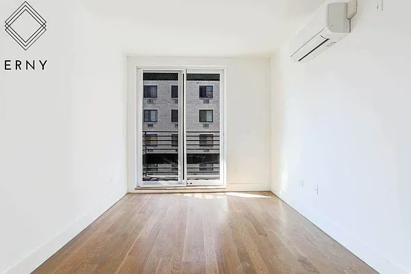 Rented by ERNY LLC | media 24