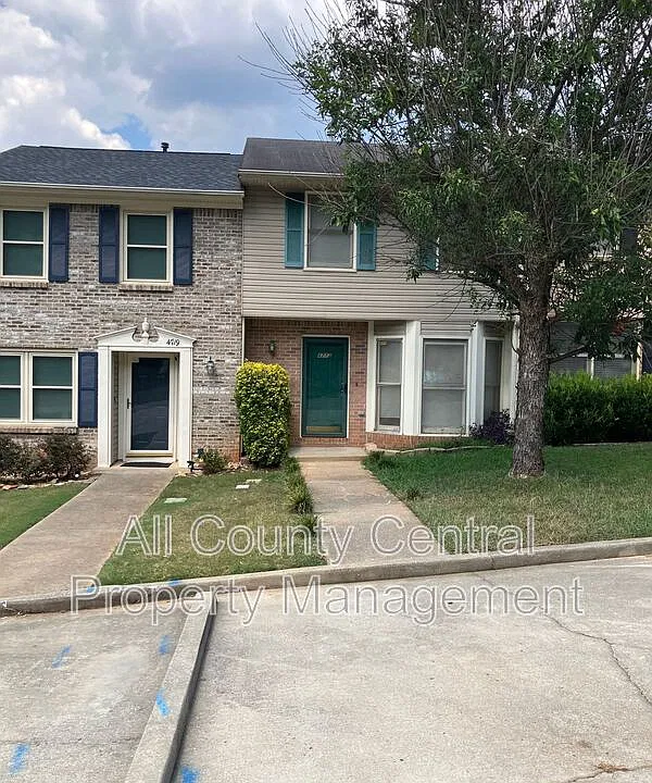 4717 Cheshire Cir