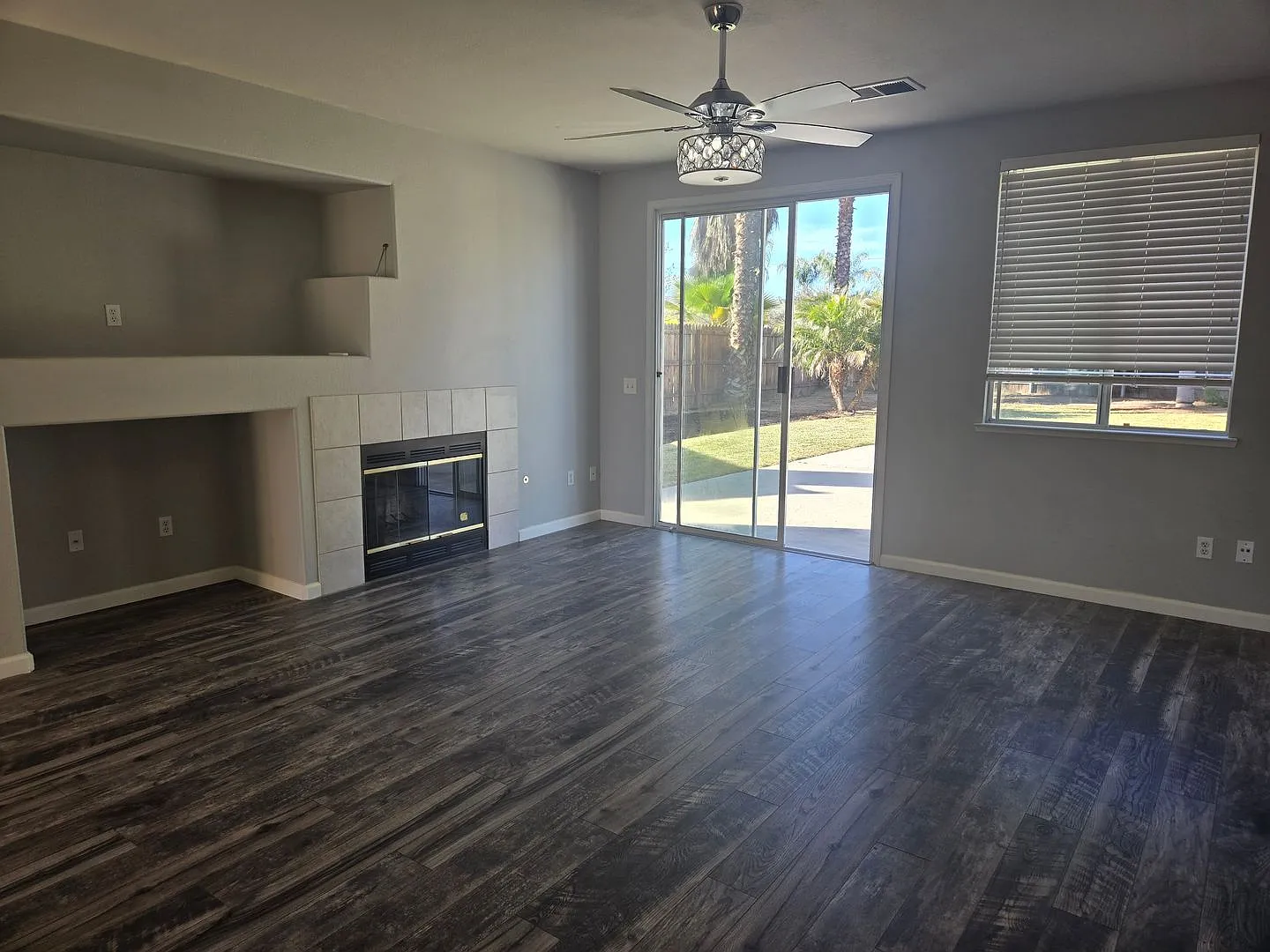 Home For Rent — Photo 3