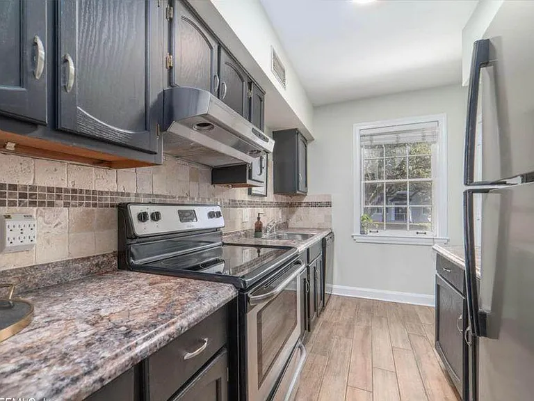 845 Lasalle St #845 — Photo 6