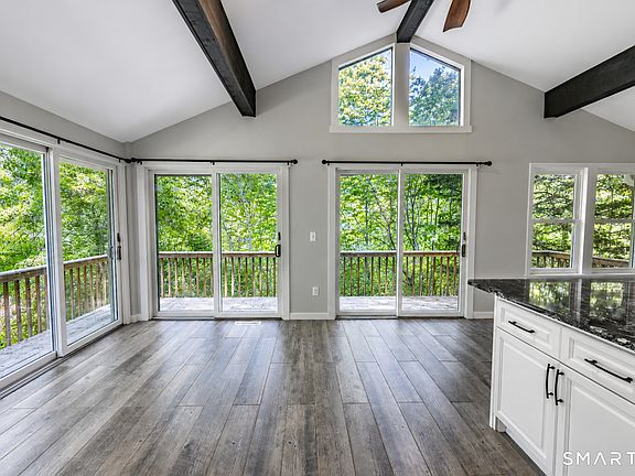 4th image of 98 Fairy Dell Road