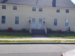 83 Border St, Whitinsville, MA 01588