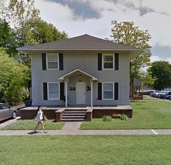 1st image of 823 Monnett Ave APT A