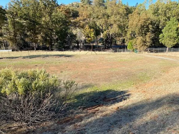 6780 Michel Rd, Mountain Ranch, CA 95246