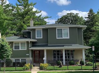 436 N Kenilworth Ave, Oak Park, IL 60302