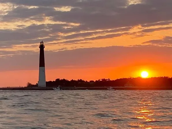 880 Sunrise Blvd, Forked River, NJ 08731