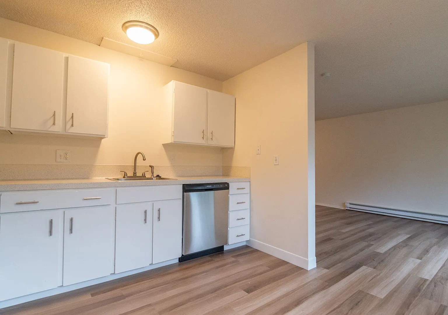 West Hills Terrace - Get 1 Month Free! (Units #102 & #201) — Photo 3