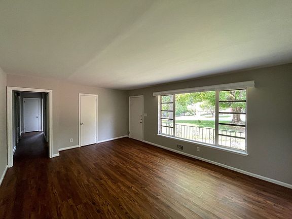2nd image of 709 Branton Dr