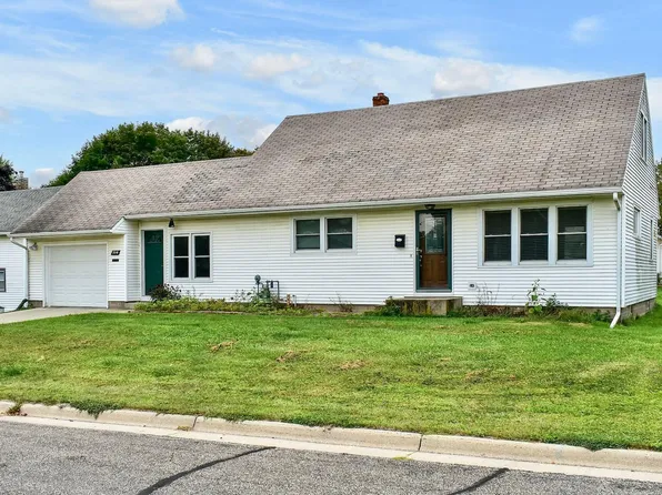 720 S Badger St, Caledonia, MN 55921