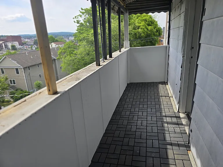 72 Town Hill Ave #2B — Photo 16