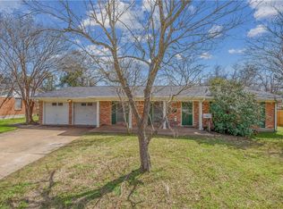1305 Esther Blvd, Bryan, TX 77802