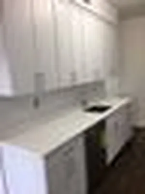 Rented by CITY SKYLINE REALTY INC | media 36