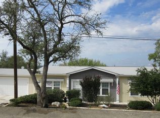 275 Coyote Ridge Dr, Kerrville, TX 78028