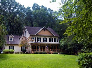 1484 Stratford Ct, Pottstown, PA 19465