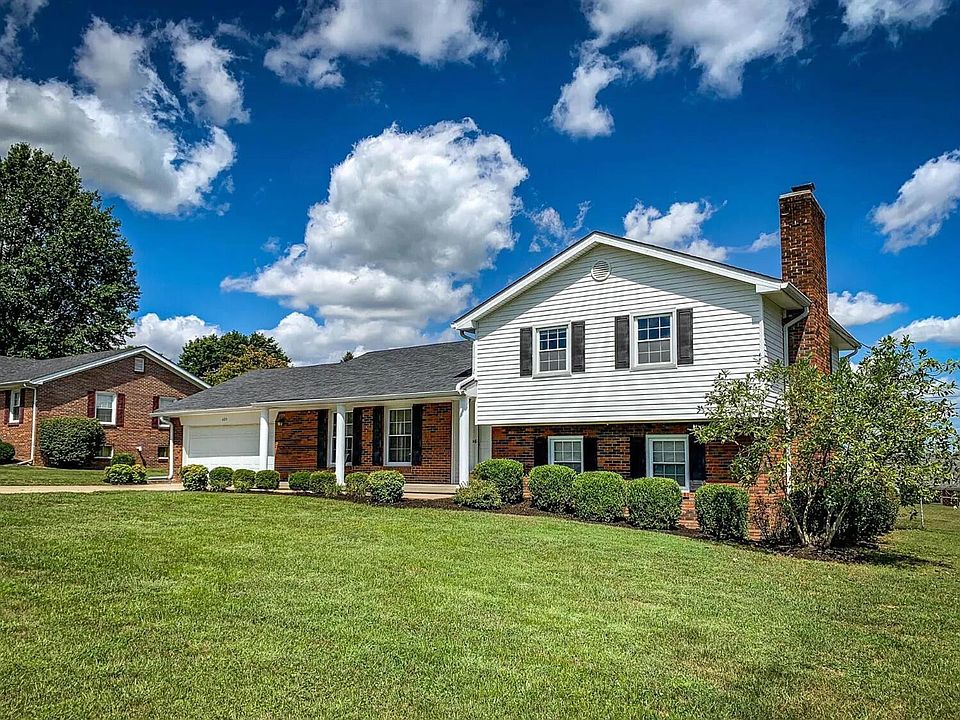 1st image of 625 Cloverdale Dr