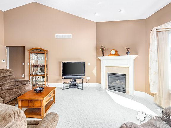 5th image of 24679 Autumn Wood Dr