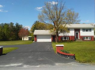 648 Irving Rd, Greenville, NY 12083