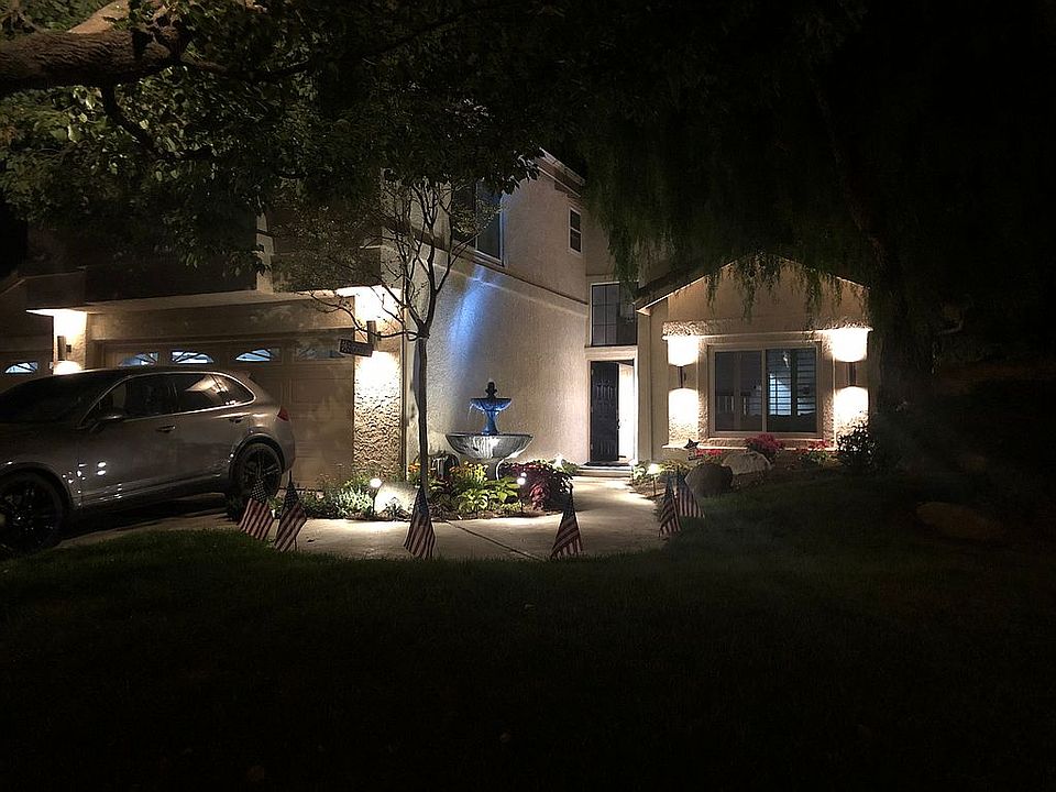1st image of 4153 Oakcliff Dr