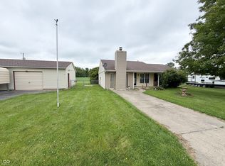 136 W Lutz Dr, Bunker Hill, IN 46914