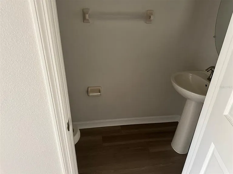 2800 Birchcreek Dr — Photo 16