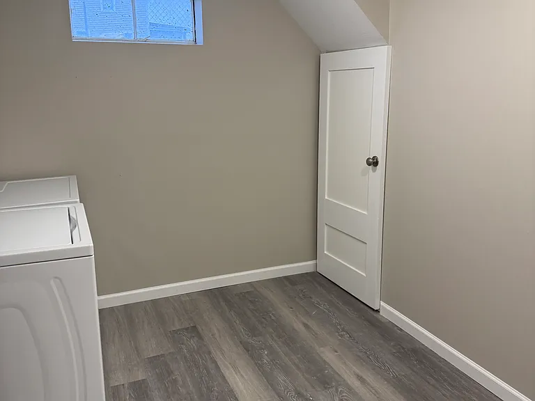 basement laundry room