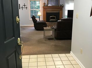 3186 Fairoaks Dr, Maryville, TN 37803