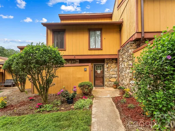 119 Colony Dr, Arden, NC 28704
