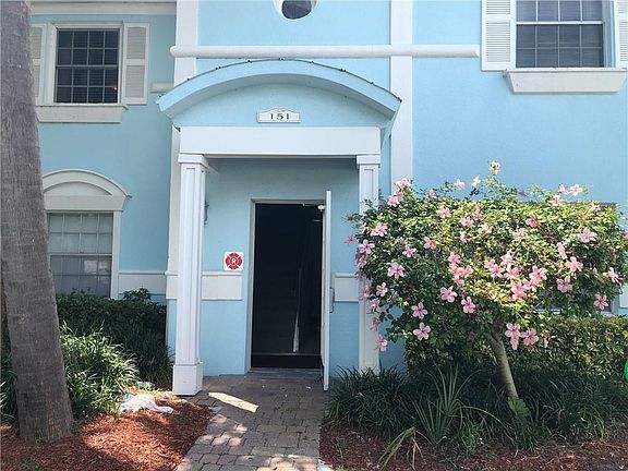 2nd image of 151 Seahorse Dr SE Unit H