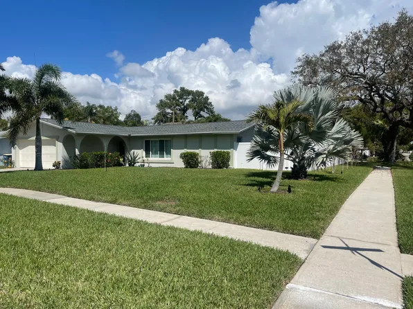 3142 Thomas Rd, Clearwater, FL 33759