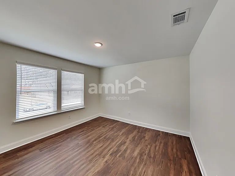 5253 Blue Mountain Dr — Photo 19