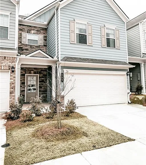 144 Madison Bnd — Photo 1