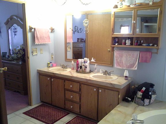 4th image of 1751 Tower Lakes Blvd