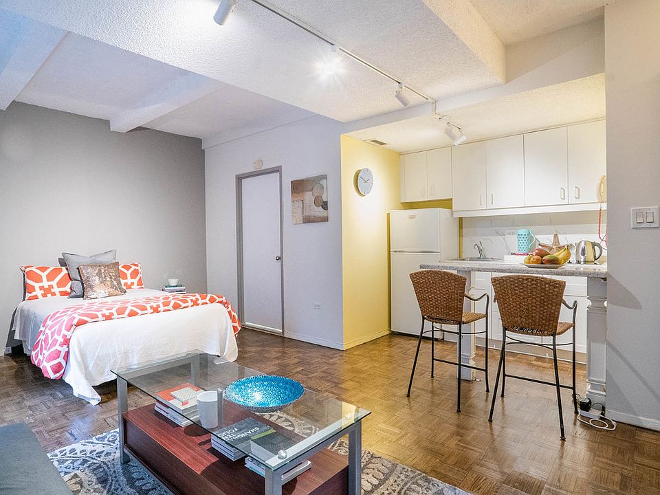 1st image of 150 W 50th St #1703