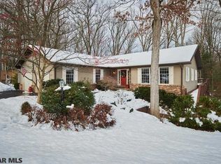 2435 Hickory Hill Dr, State College, PA