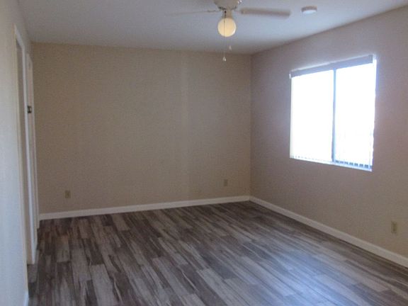 4th image of 1989 Mesquite Ave Unit 45