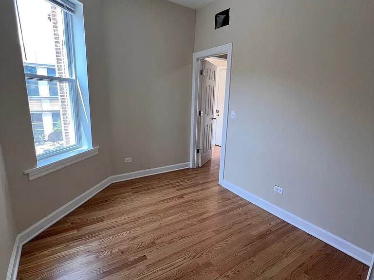 4449 N Broadway St #3 — Photo 12