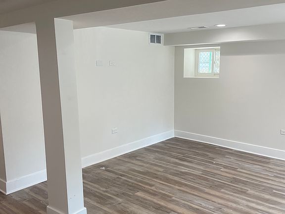 4th image of 4135 N Monticello Ave #G