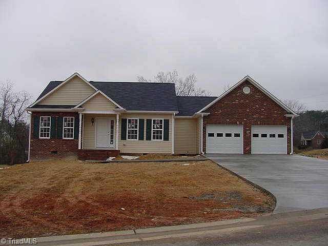 1st image of 100 N Hill Dr