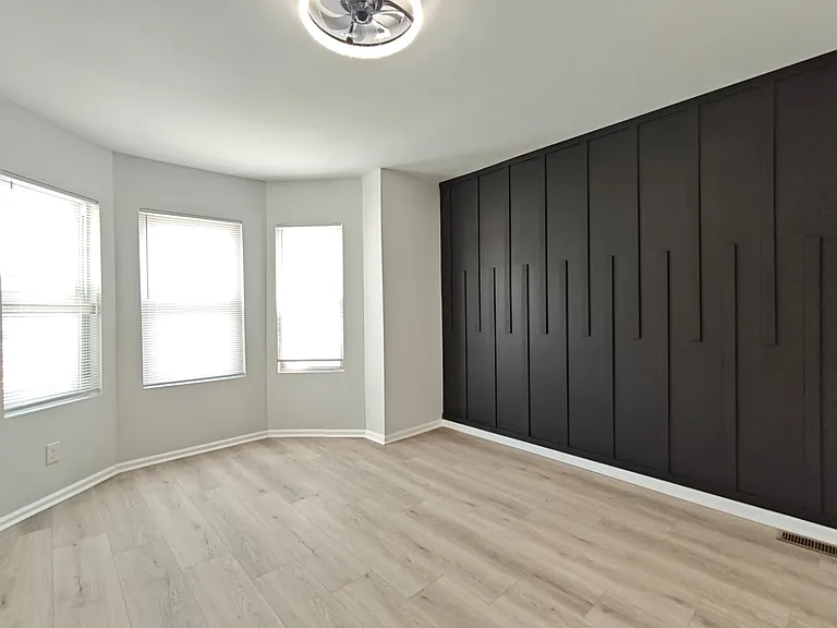344 N Redfield St — Photo 14