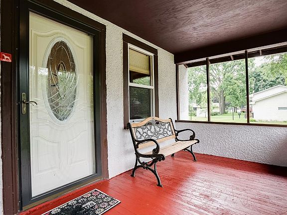 4th image of 7450 Stinson Blvd