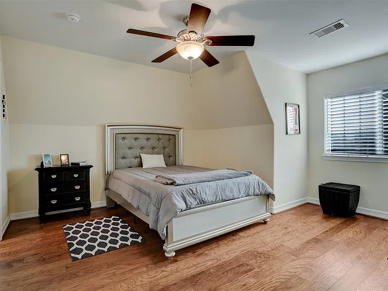 327 Twin Timbers Ln — Photo 24
