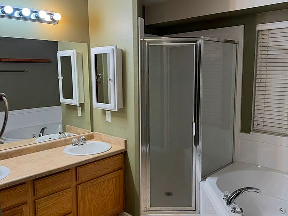 3rd image of 518 W Tea Rose Ct #A