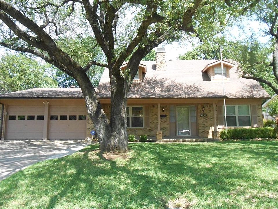 1st image of 1907 Kerry Dr