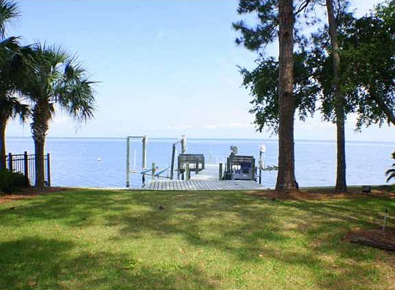 5th image of 3010 Bay Villas Dr