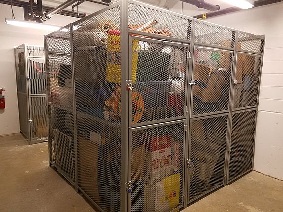 Storage locked included