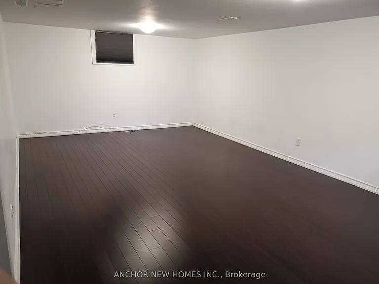 52 Leahann Dr — Photo 8