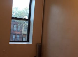 180 Vernon Ave APT 3, Brooklyn, NY 11206
